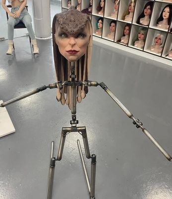 kupować Seks lalka zabawka obca głowa dla cosplaya Majic styl głowa z miękką skórą saxy lalka produkcja online